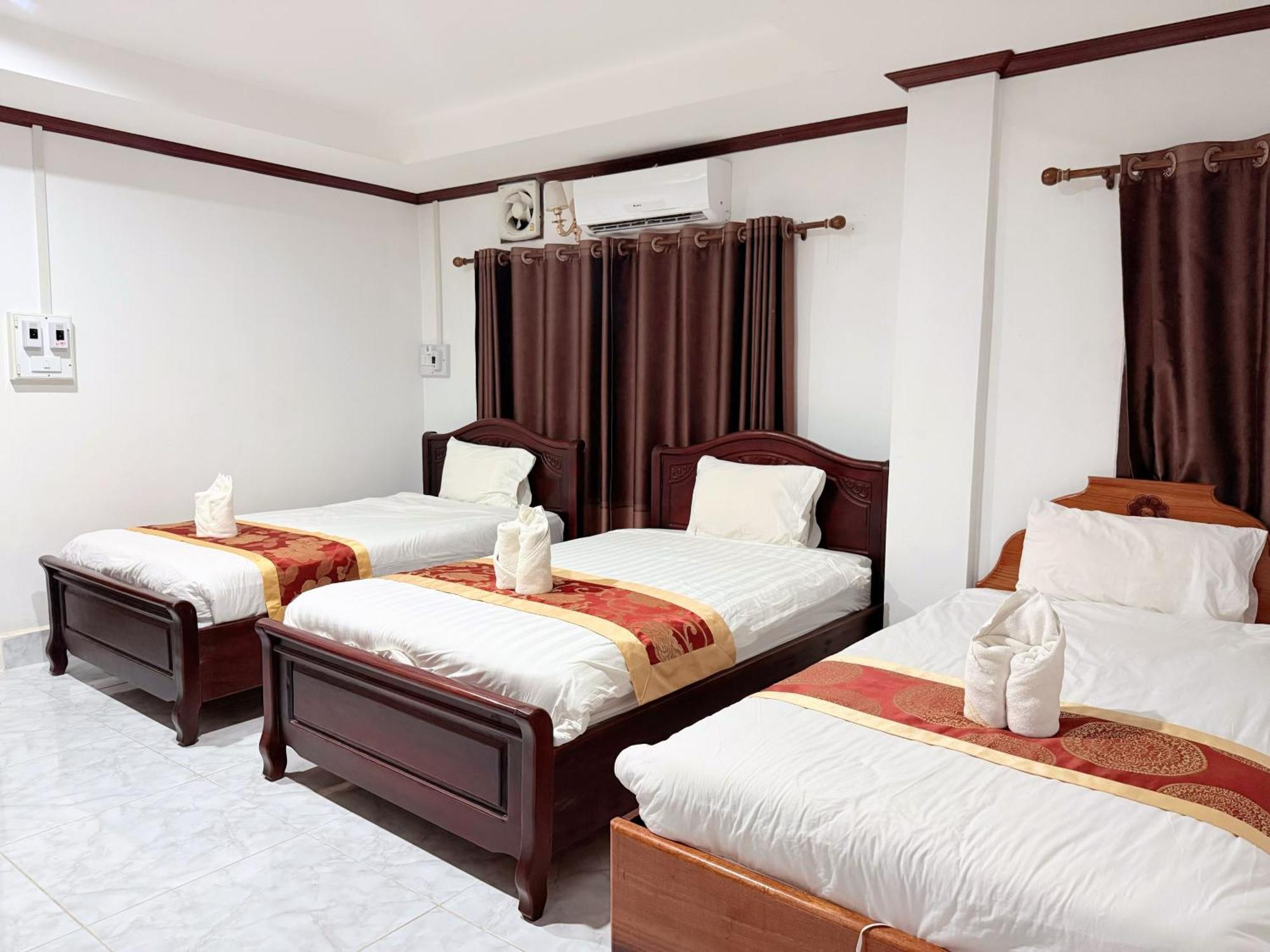 Vangvieng Sisavang Mountain View Hotel Vang Vieng Exteriör bild